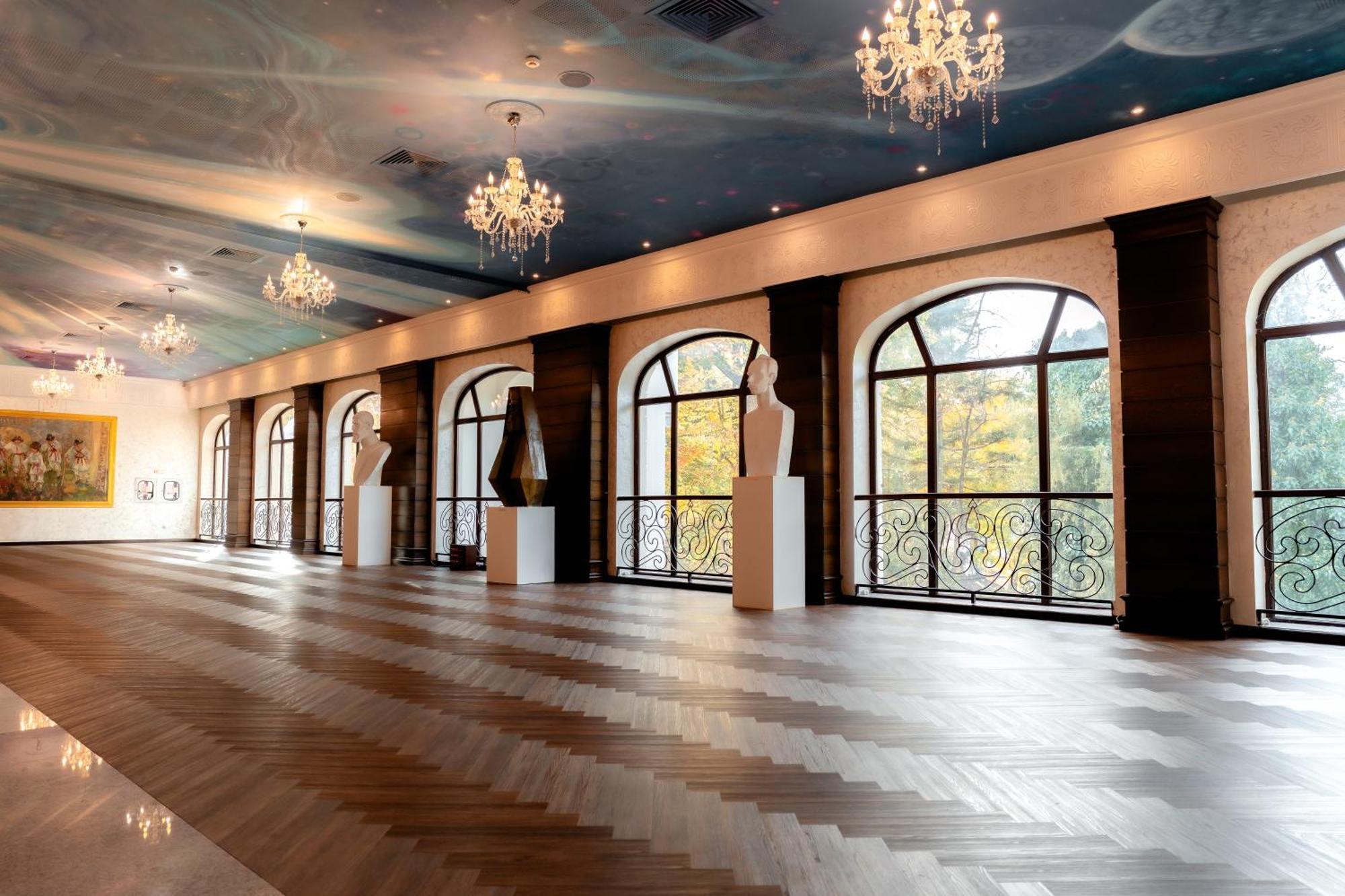 Grand Hotel Sofianu Râmnicu Vâlcea Exterior foto