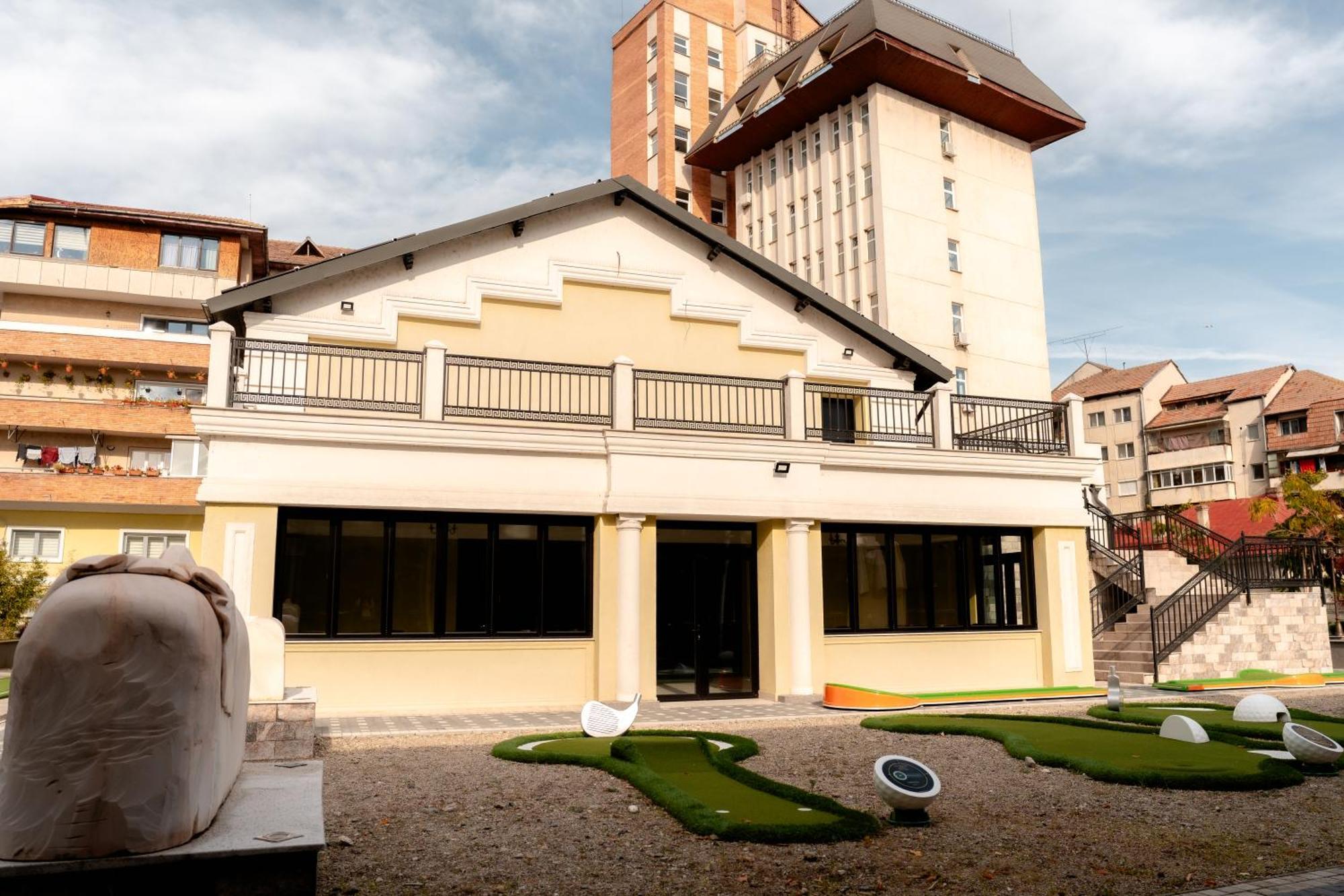 Grand Hotel Sofianu Râmnicu Vâlcea Exterior foto