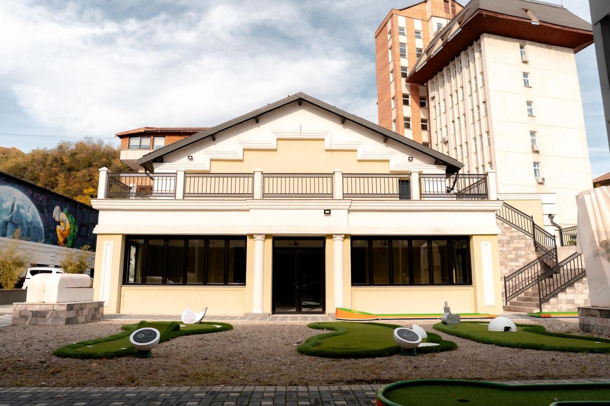Grand Hotel Sofianu Râmnicu Vâlcea Exterior foto