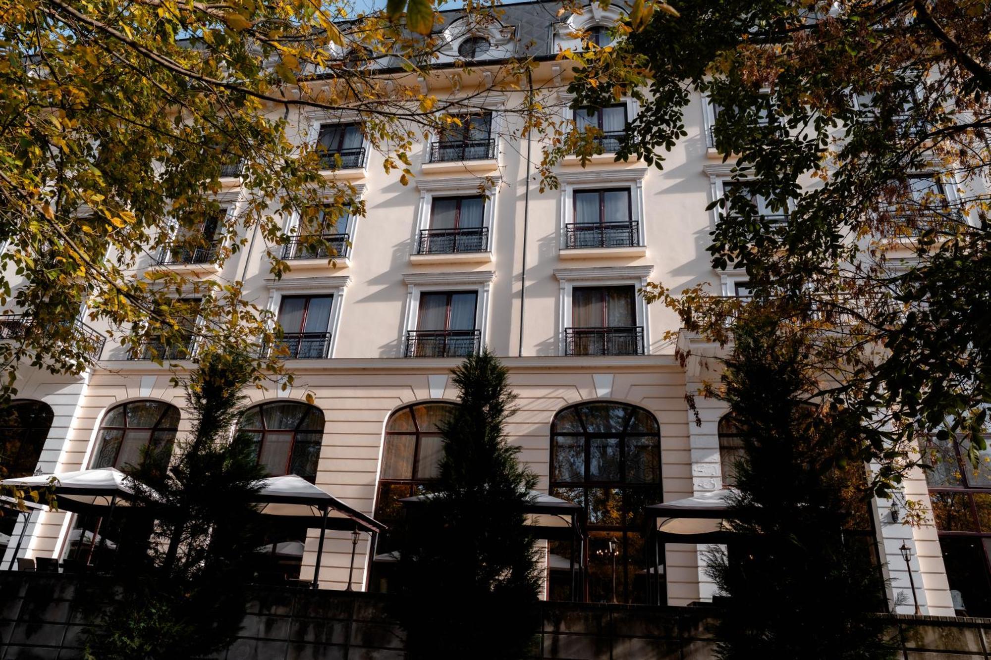 Grand Hotel Sofianu Râmnicu Vâlcea Exterior foto